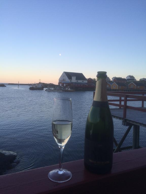 Sjøhaug Rorbu Apartment Moskenes Bagian luar foto